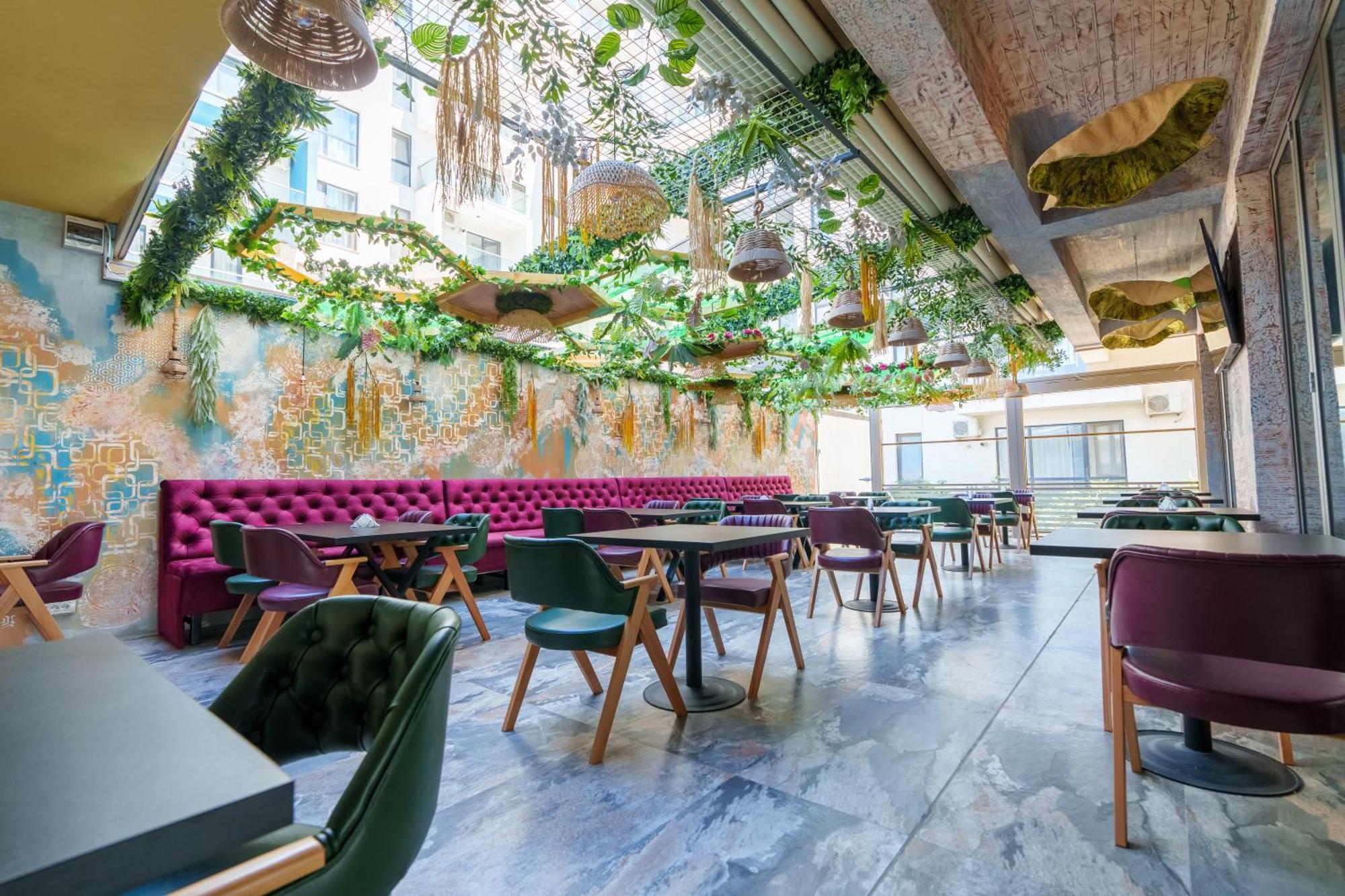 Hotel Kalya Năvodari Kültér fotó